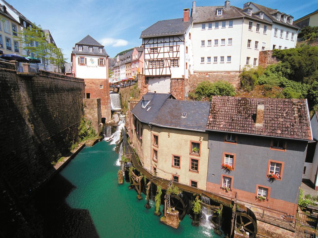 Saar Galerie Hotel Saarburg Exterior photo