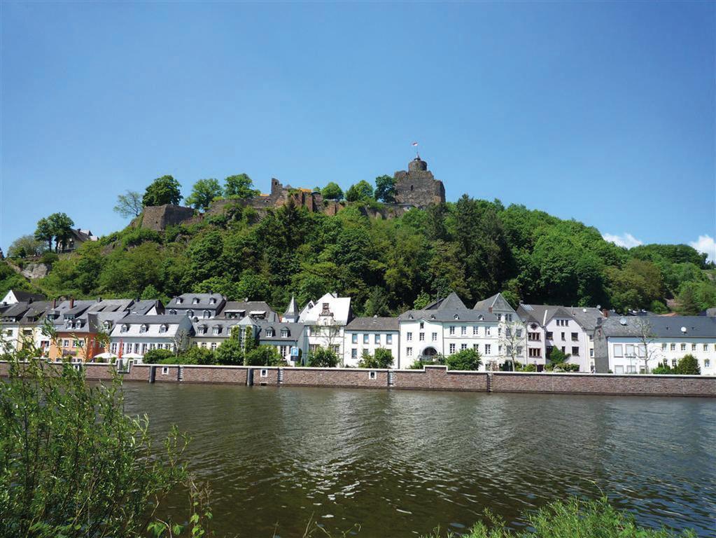 Saar Galerie Hotel Saarburg Room photo